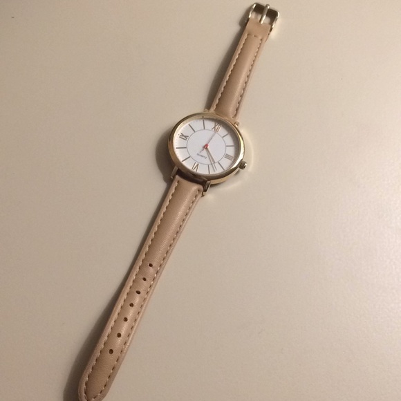 Watch - Picture 3 of 3